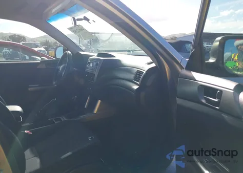 2013 Subaru Forester 2.5X z USA, uszkodzony, nr VIN JF2SHABC2DG446745